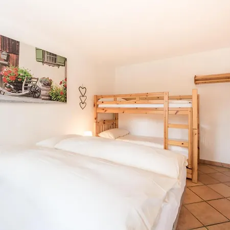 Apartment Val Mulin 14-1 By Interhome דירה לאקס